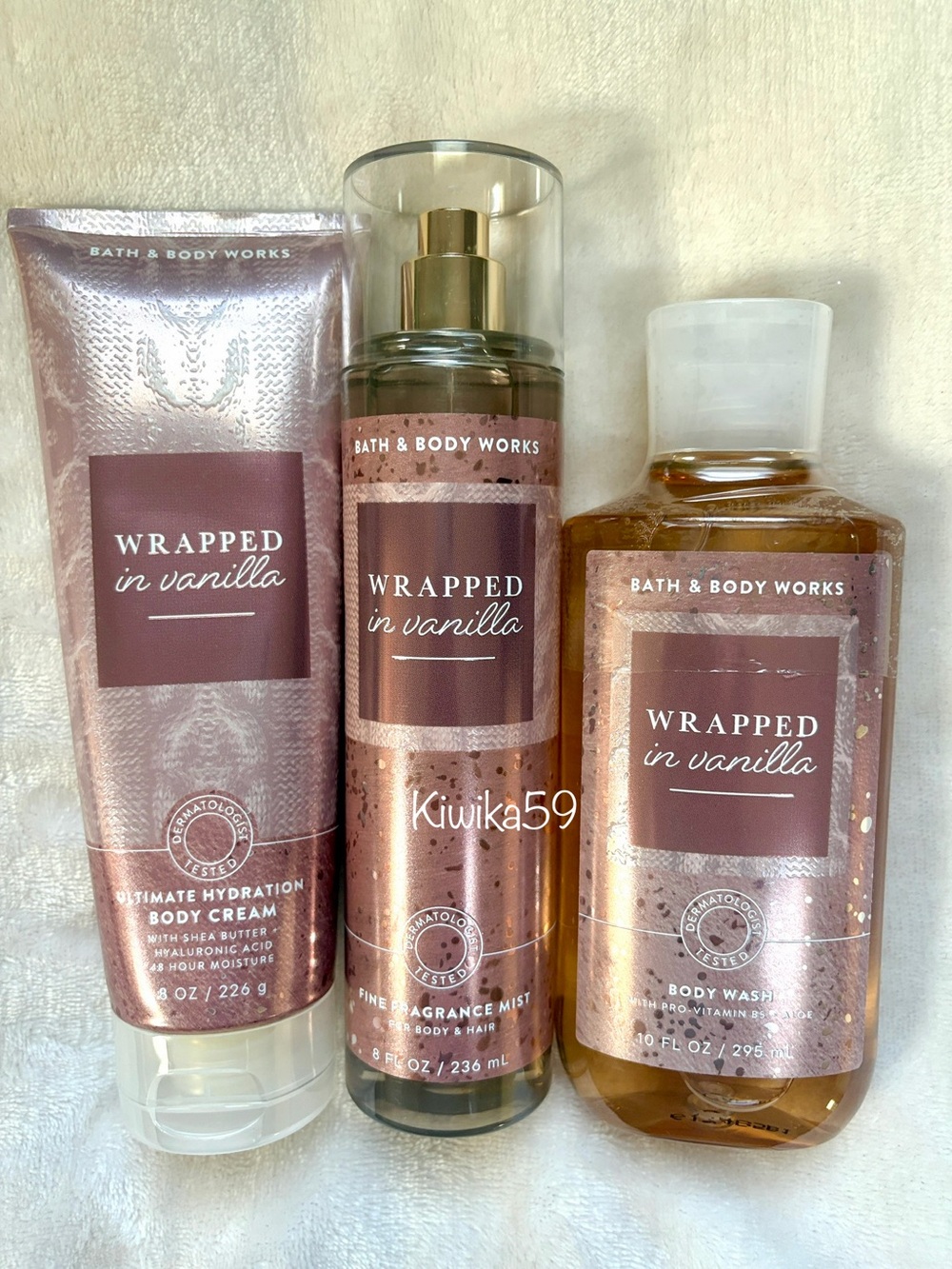 Bath & Body Works Wrapped in Vanilla